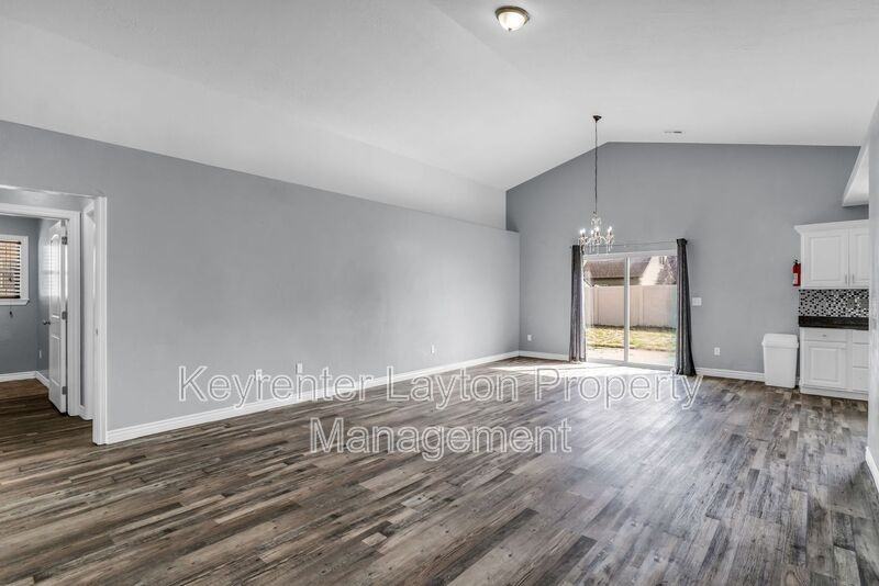 138 Sam Gates Rd - Photo 5 of 28