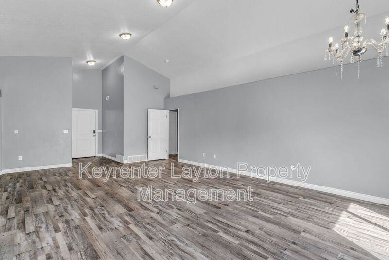 138 Sam Gates Rd - Photo 7 of 28