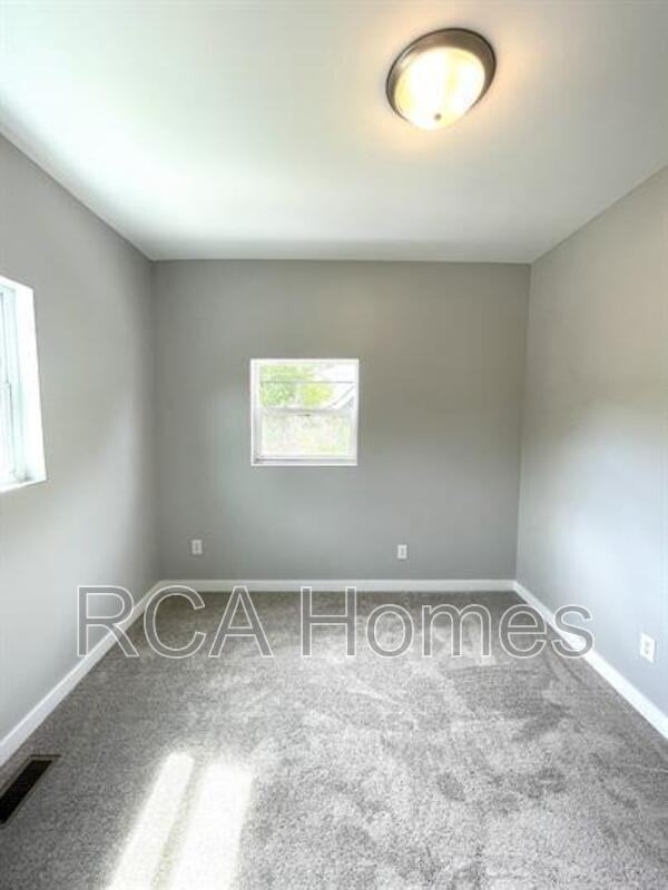 3519 Balsam Ave - Photo 3 of 8