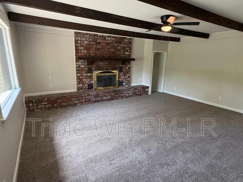 17512 Bradshaw Rd - Photo 6 of 38