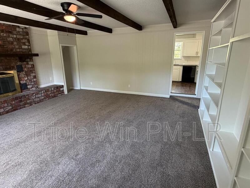 17512 Bradshaw Rd - Photo 7 of 38