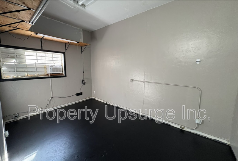 270 E 10th St #270 - Photo 5 of 13