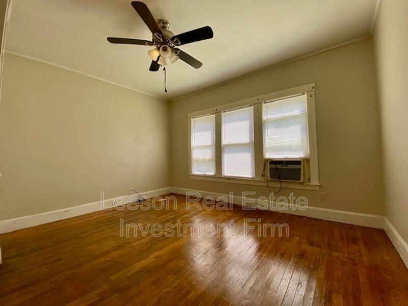 649 Merrick St #A - Photo 6 of 10