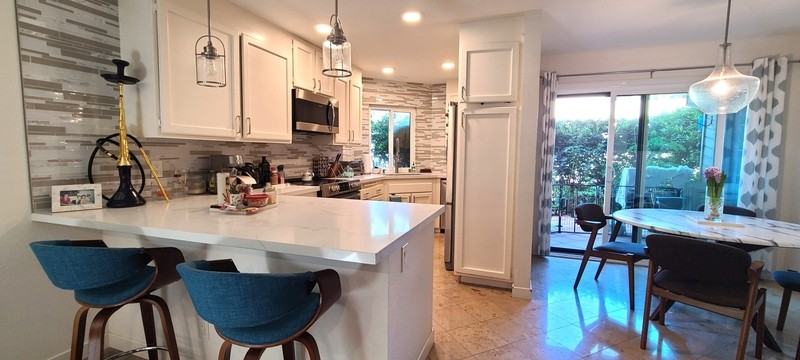 5750 Friars Rd - Photo 4 of 18