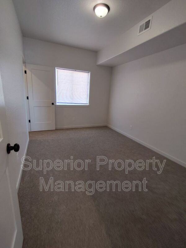 1536 Carol Ann Way - Photo 4 of 11