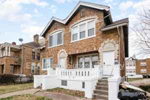 featured image of 979 Burton Ave