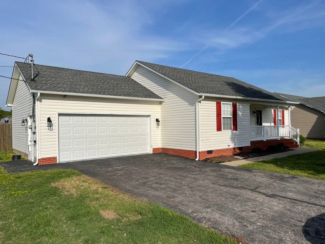 1610 Robert Rd - Photo 2 of 31