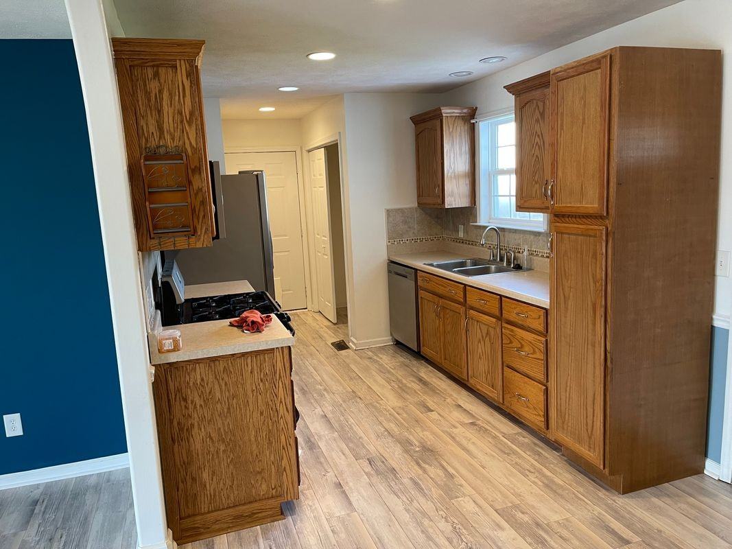 1610 Robert Rd - Photo 7 of 31