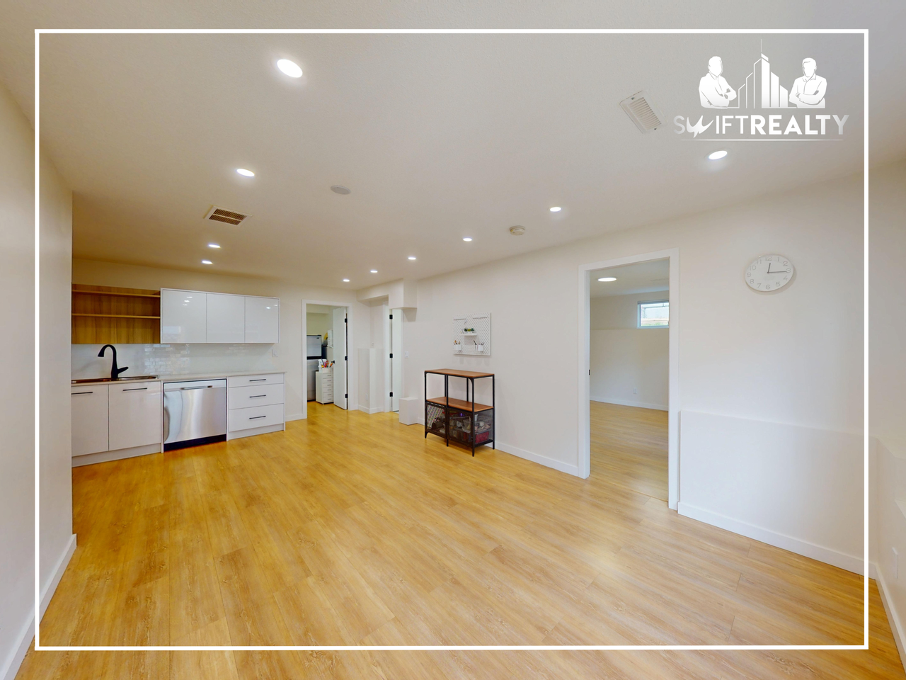 3173 Sylvia Pl - Photo 4 of 17