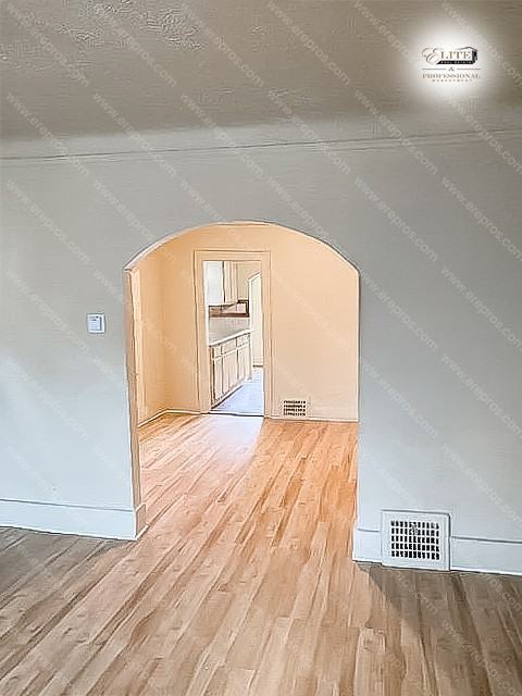 14897 Tuller St - Photo 3 of 8