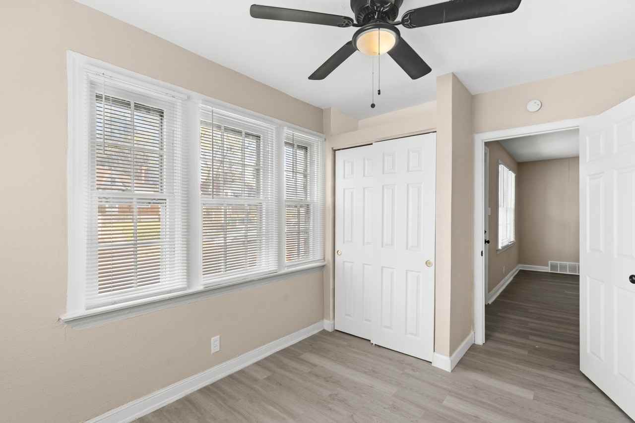 2617 Avie Dr - Photo 6 of 23