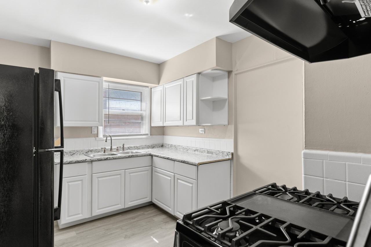 2617 Avie Dr - Photo 7 of 23