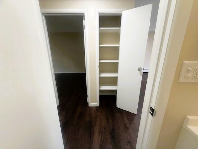 1741 W Onondaga St - Photo 6 of 23