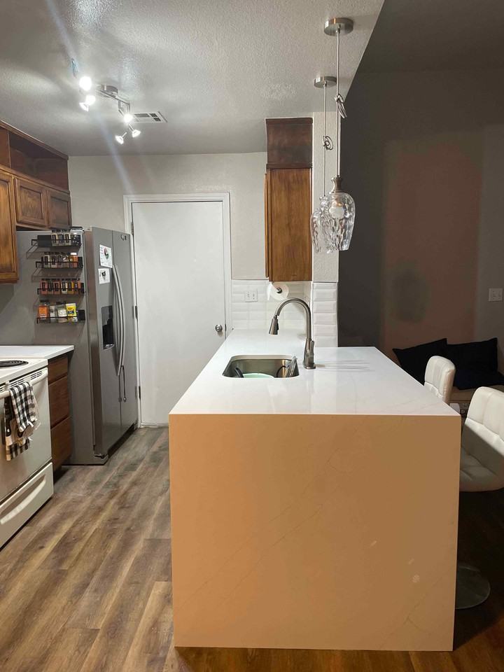 5118 Williams Dr - Photo 5 of 16