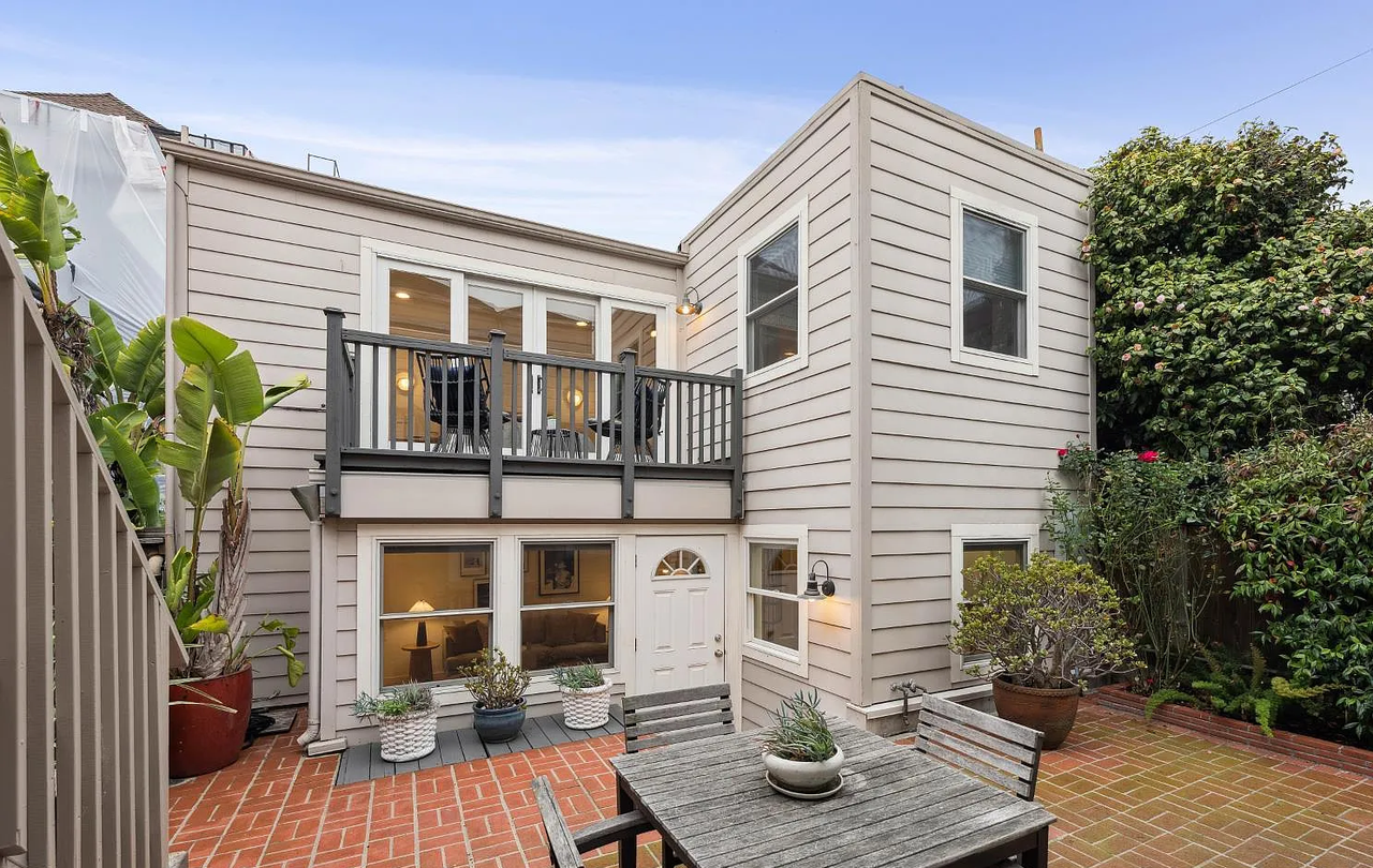 32 Harris Pl #A - Photo 6 of 9