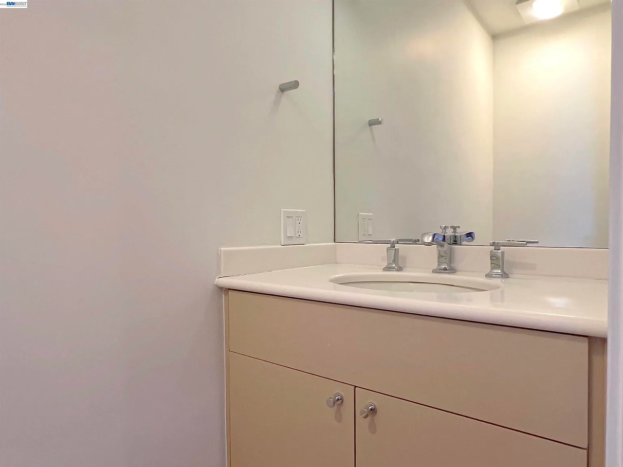 101 Lombard St #109E - Photo 3 of 31