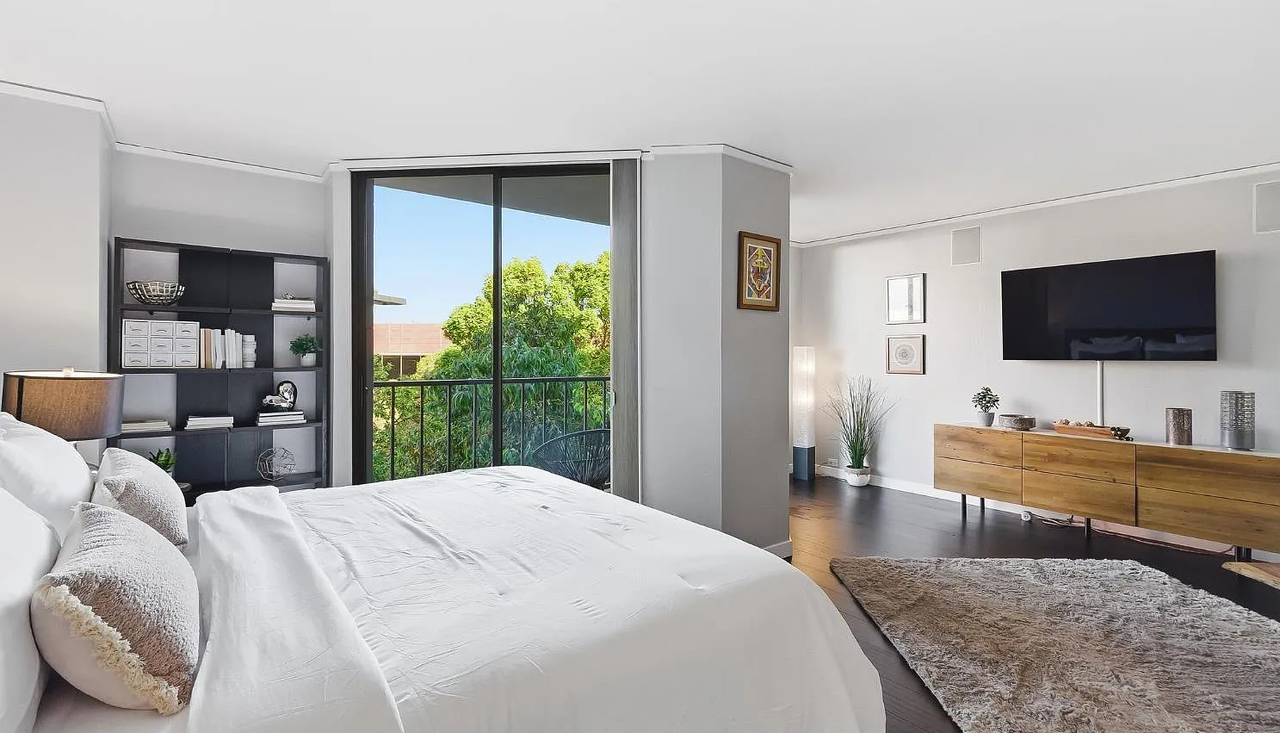 152 Lombard St #405 - Photo 5 of 35