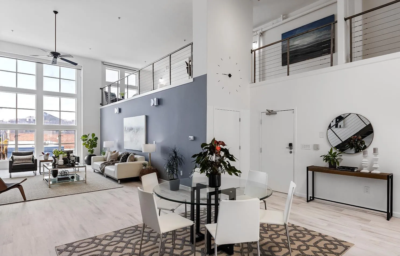 229 8th St #3 - Photo 4 of 27