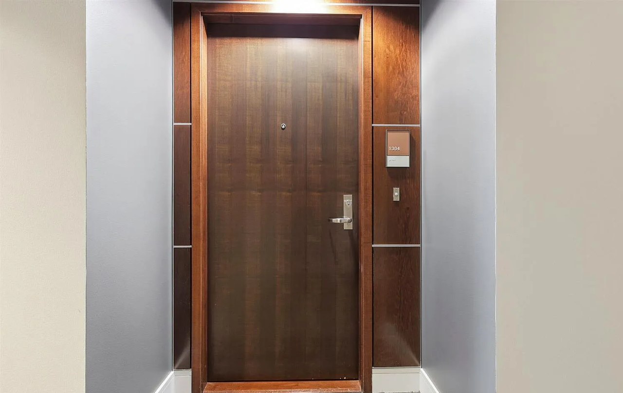 250 King St #1304 - Photo 5 of 23