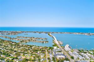 featured image of 215 Valencia Blvd #213