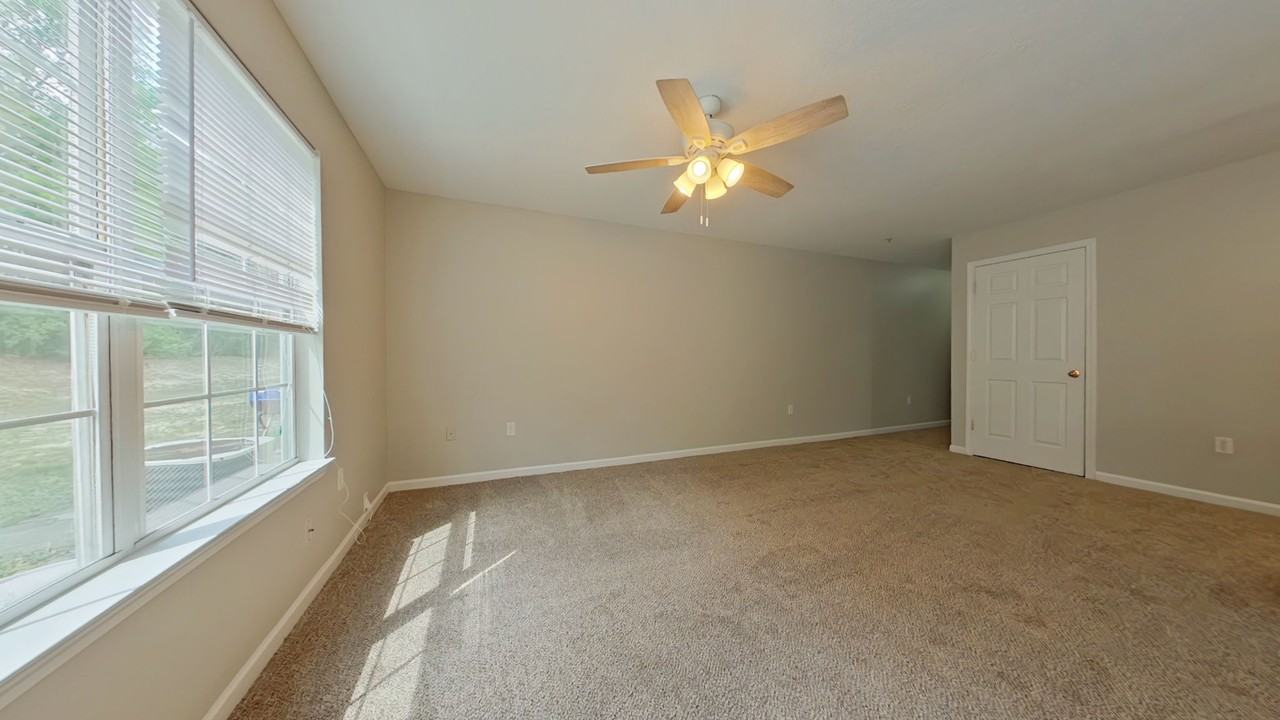 111 Swaying Pine Ct - Photo 4 of 14