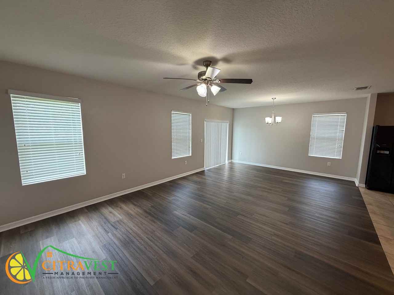 130 Fall Glo Rd - Photo 3 of 12