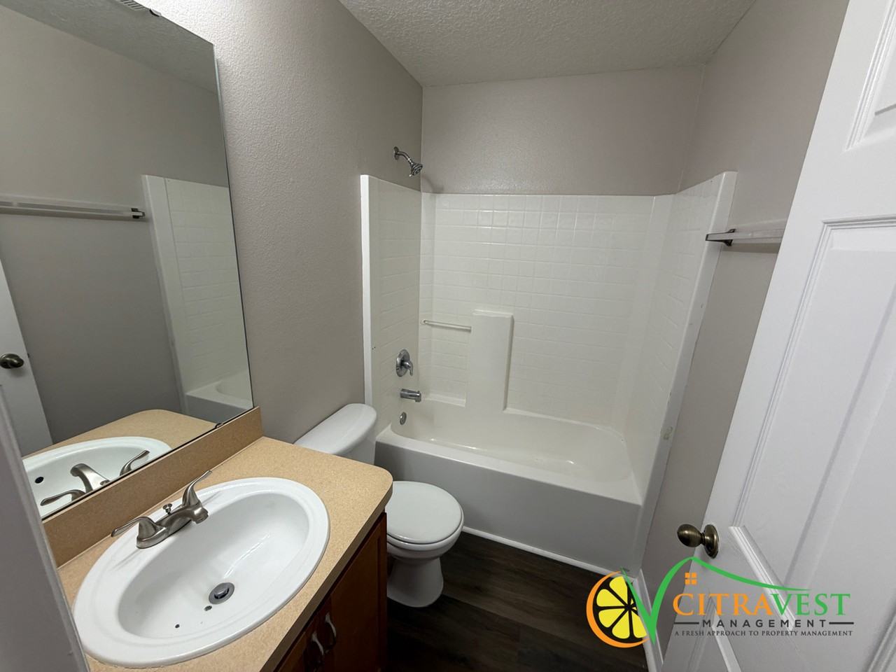 1517 Wallace Manor Ave - Photo 7 of 12