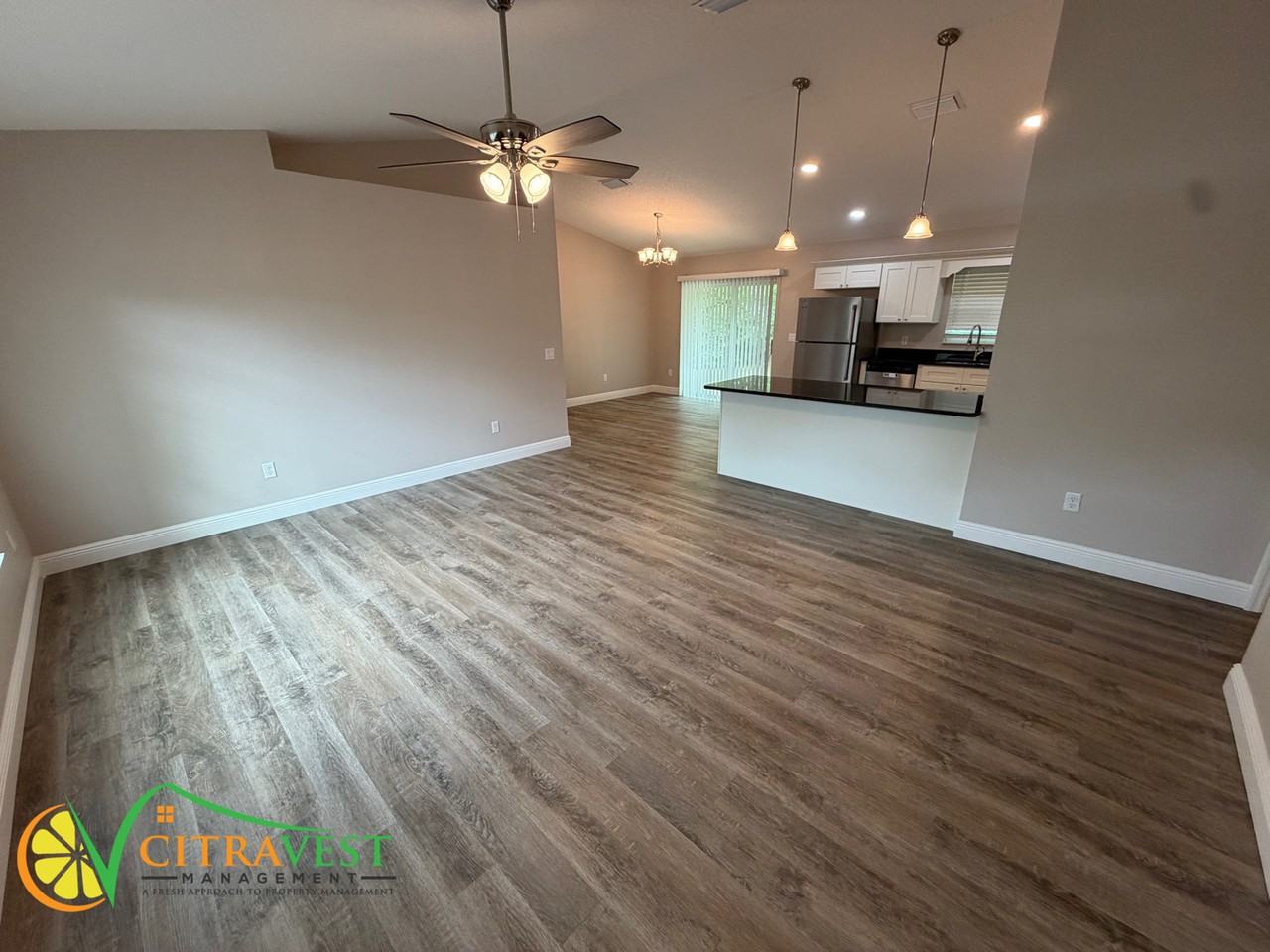 2447 W Rutland Dr - Photo 2 of 13