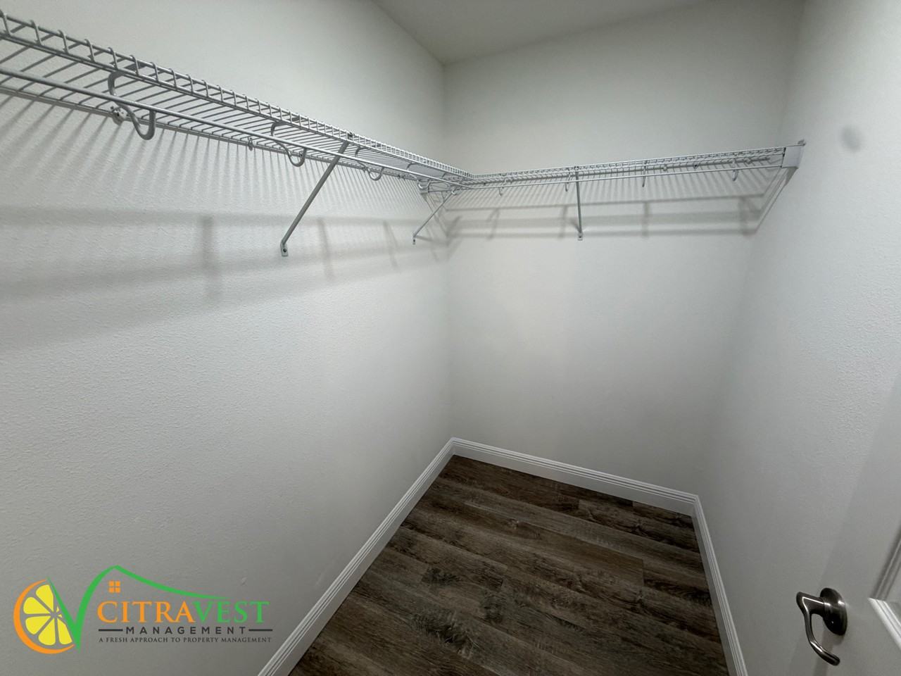 2447 W Rutland Dr - Photo 4 of 13