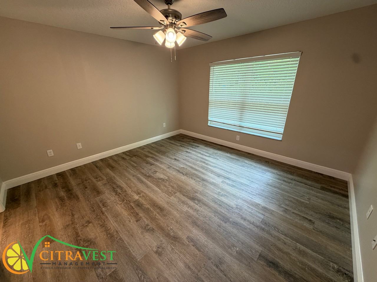 2447 W Rutland Dr - Photo 5 of 13