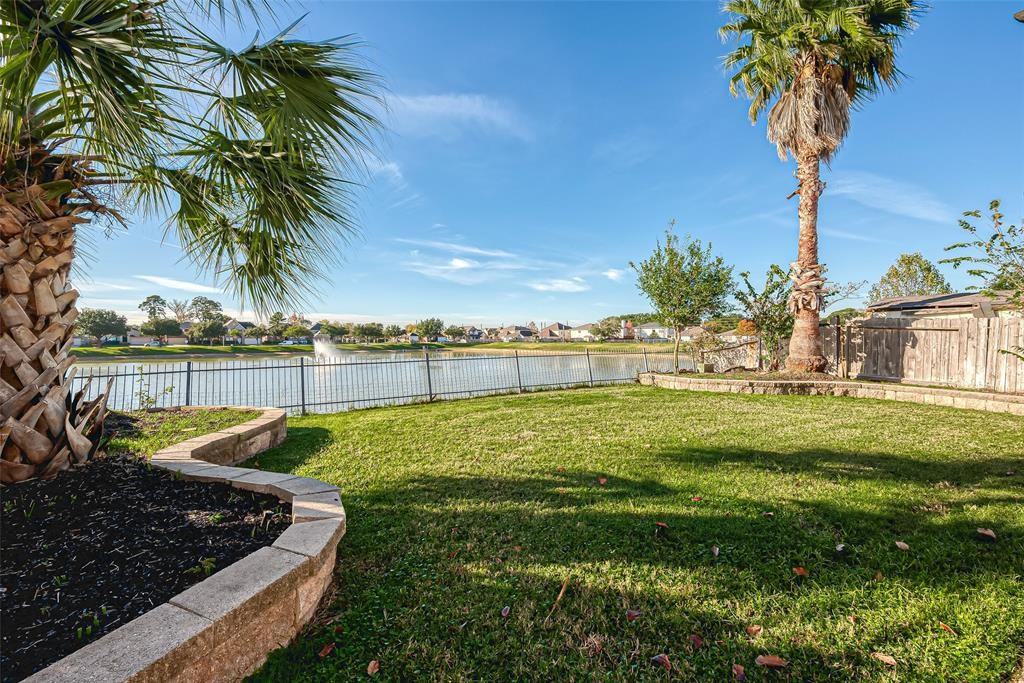 21527 N Boundary Peak Way - Photo 2 of 42