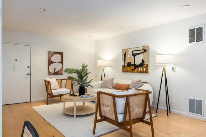 757 Ocean Ave - Photo 5 of 13