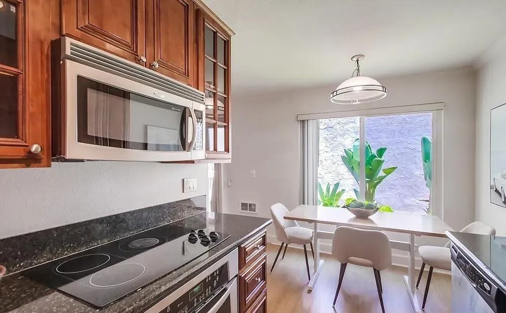 3136 Via Alicante - Photo 6 of 11