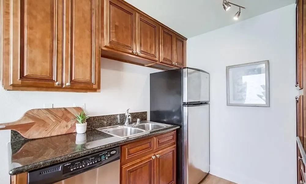 3136 Via Alicante - Photo 7 of 11