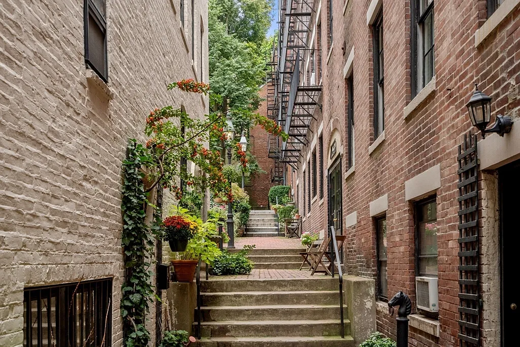 1 Primus Ave - Photo 6 of 12