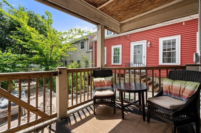 1 314A Bunker Hill St - Photo 2 of 9