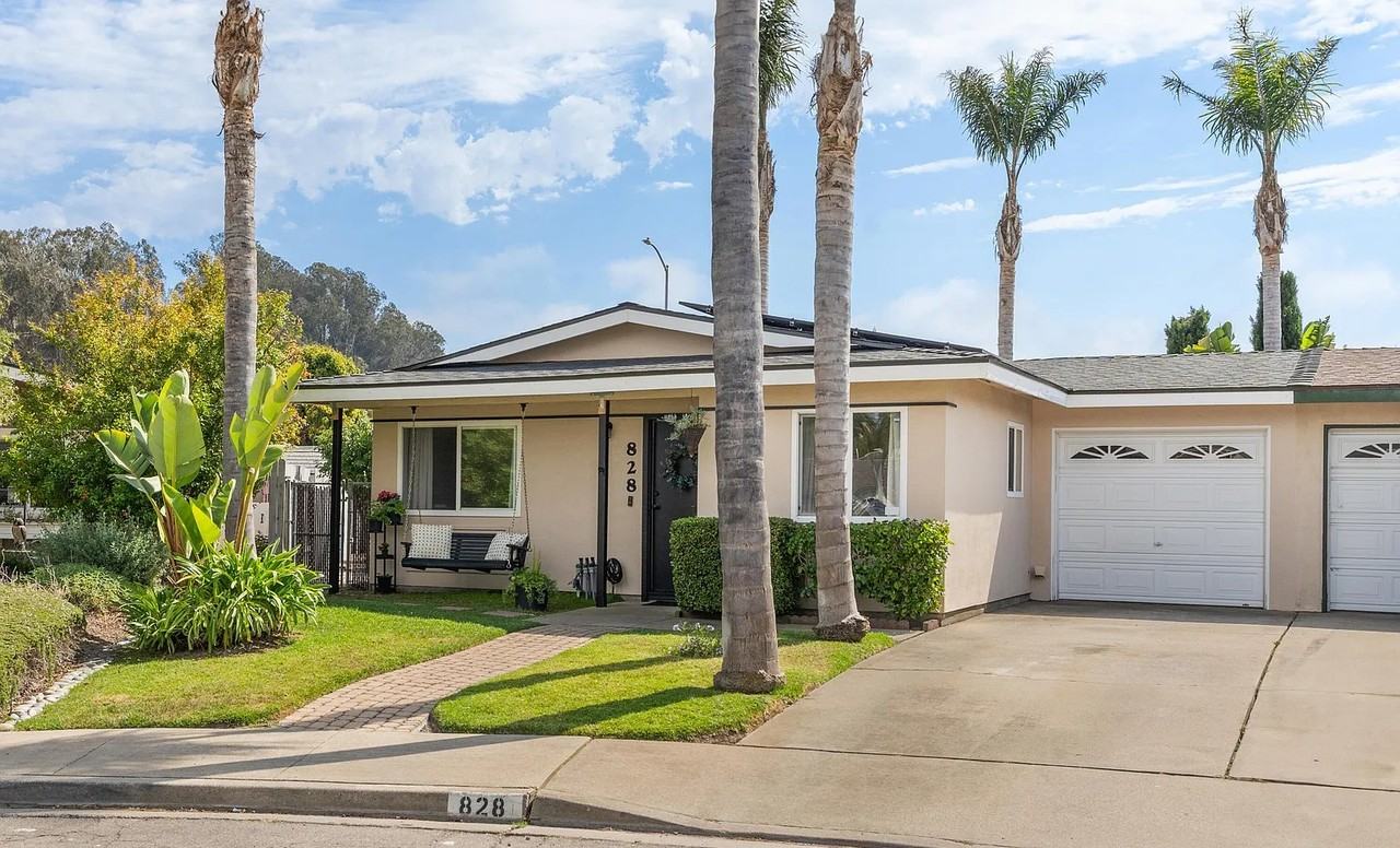 828 Bambi Ct - Photo 3 of 12