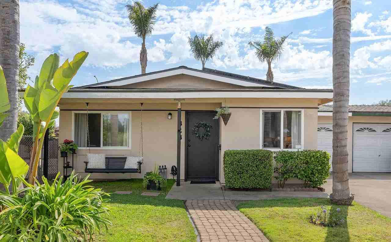 828 Bambi Ct - Photo 4 of 12