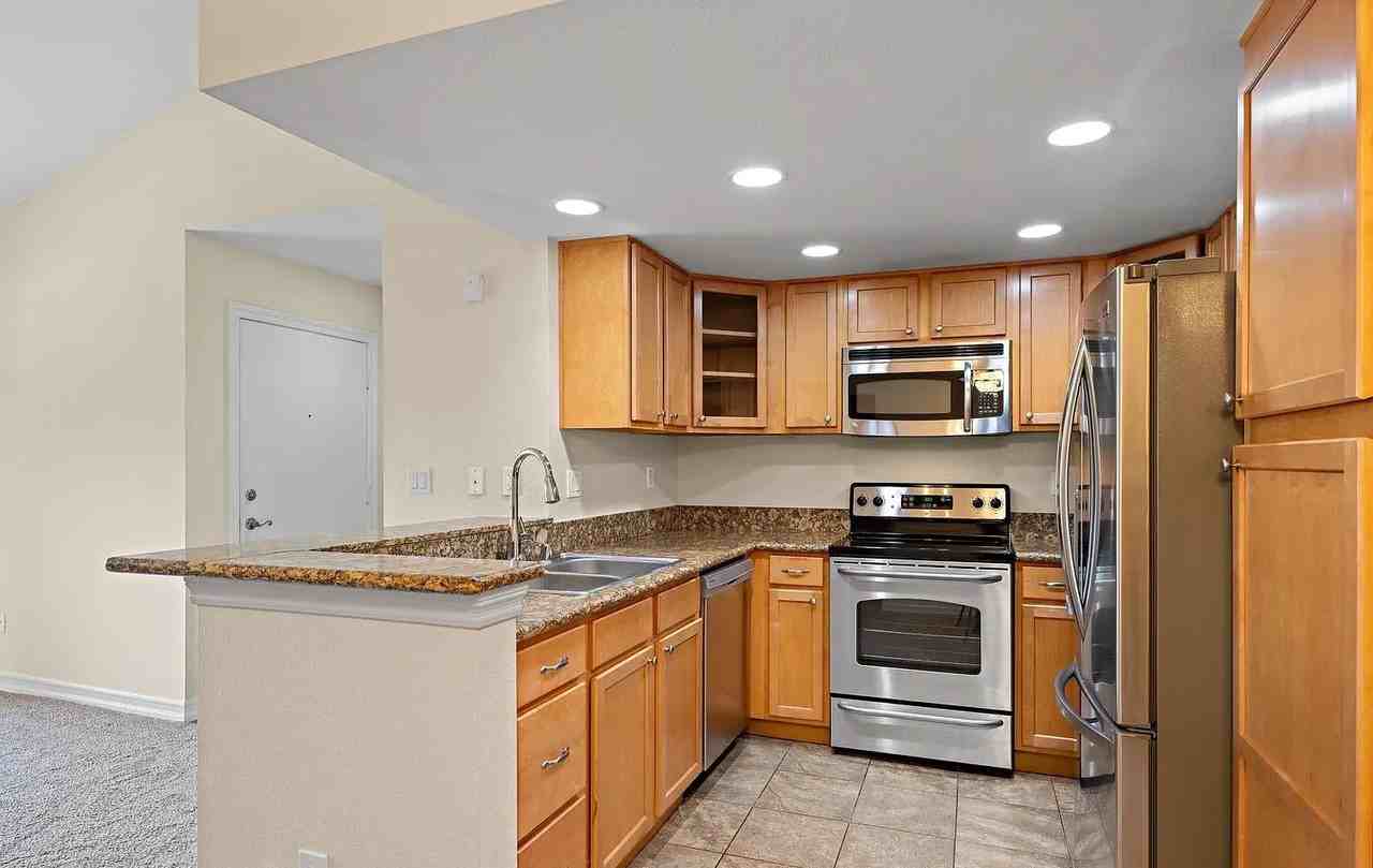 15347 Maturin Dr - Photo 5 of 16