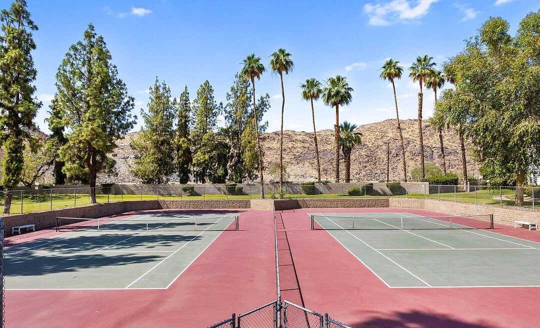 5175 E Waverly Dr - Photo 4 of 15