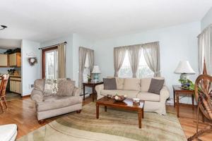 featured image of 720 Pitchers Way