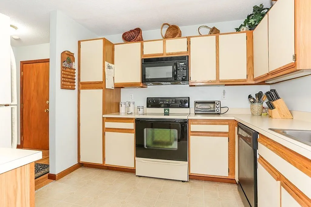 720 Pitchers Way - Photo 5 of 13