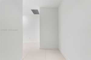 featured image of 501 Northeast 31st Street #3806