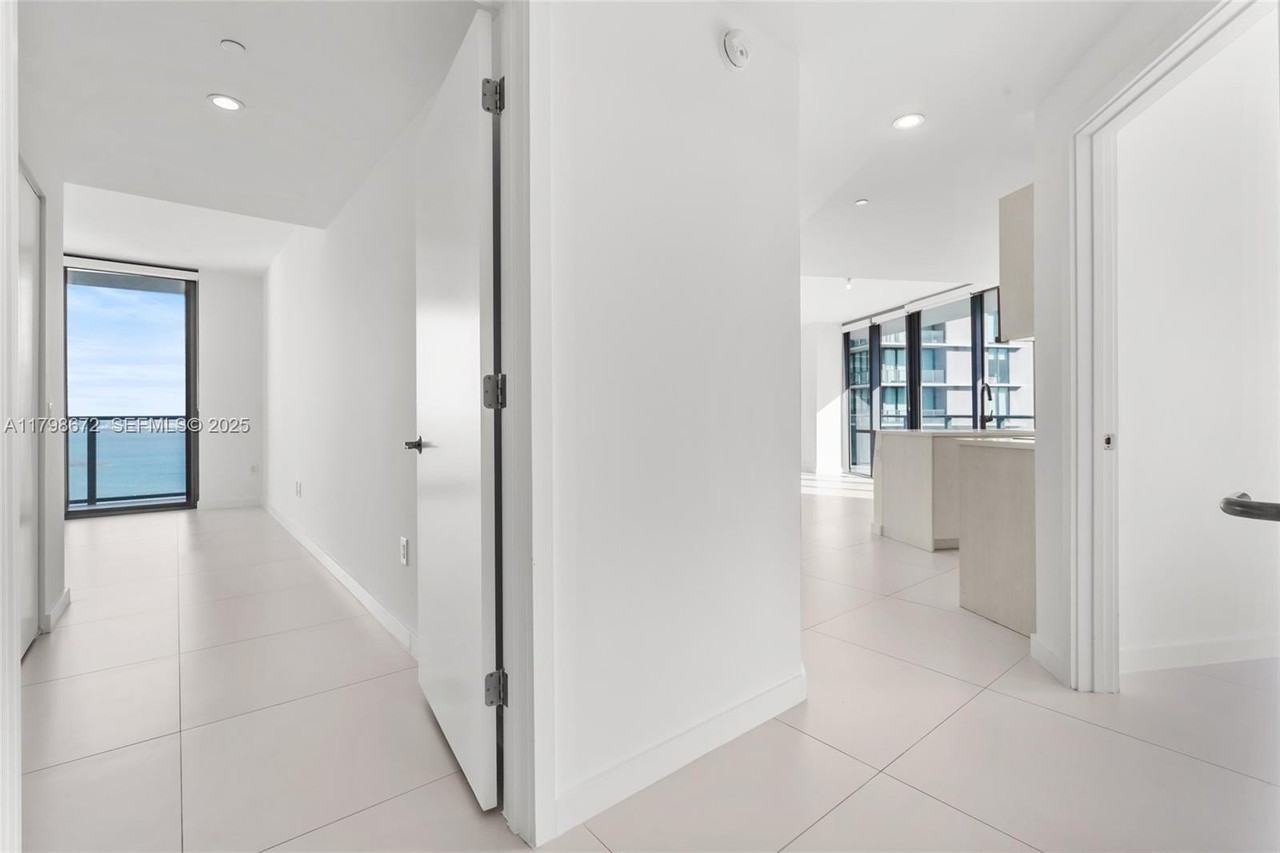 501 Northeast 31st Street #3806 - Photo 5 of 69