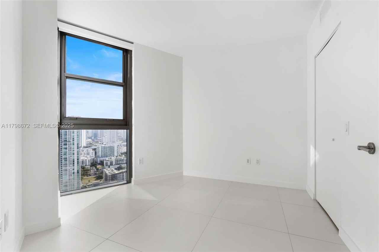 501 Northeast 31st Street #3806 - Photo 6 of 69