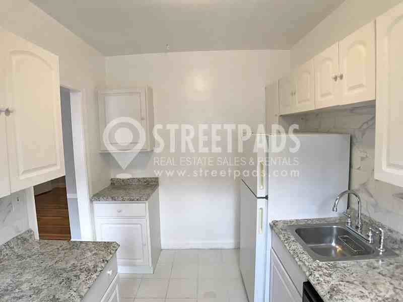 1151 Beacon Street #7 - Photo 7 of 28