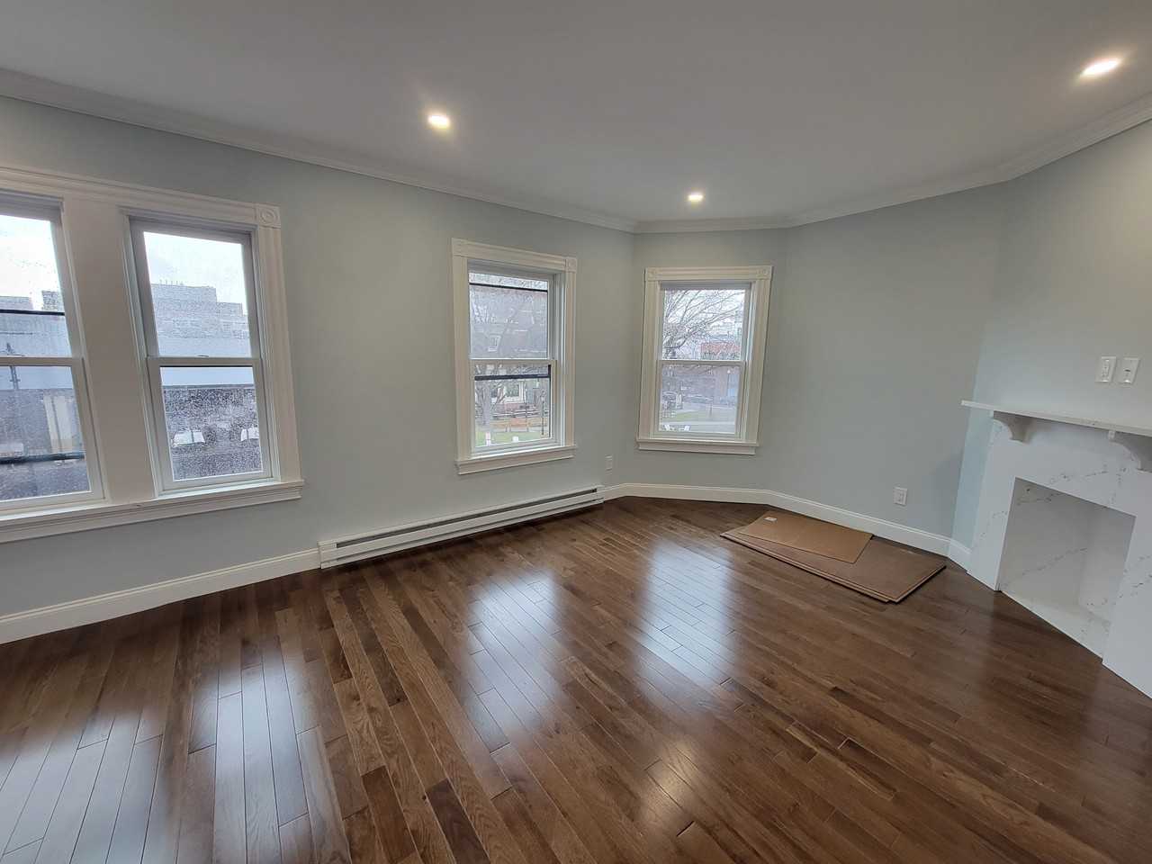 Jfk St #6 - Photo 5 of 15