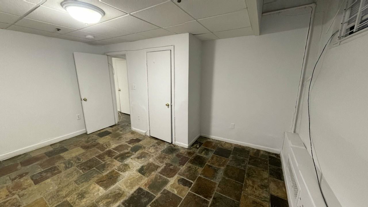 238 Hemenway St #B6 - Photo 5 of 12