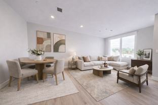 211 Green St #305 - Photo 1 of 1