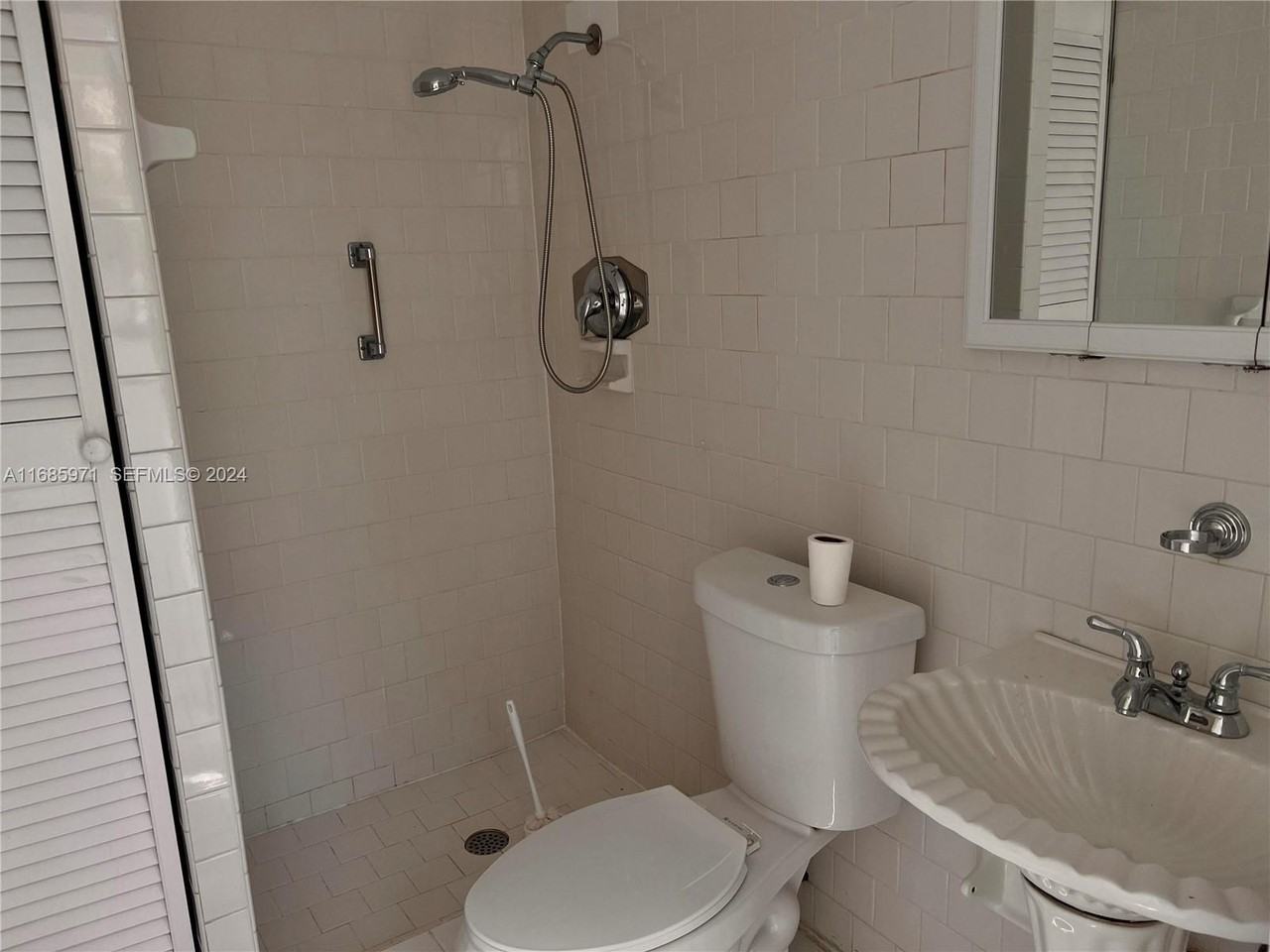 3130 South Le Jeune Road #3132 - Photo 3 of 29